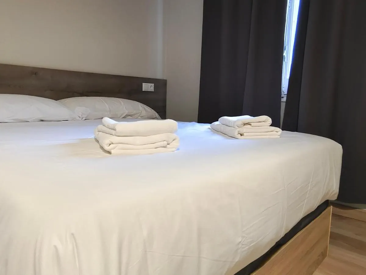 Mega Figueres Hotel Figueres  0*, Figueres (Girona) Spain
